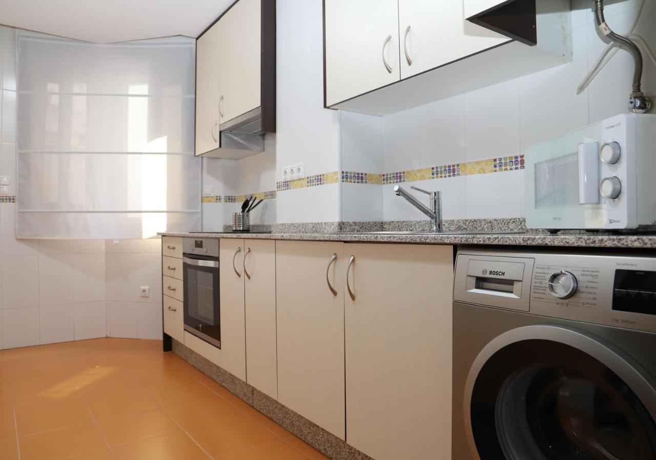 Primera Linea De Playa Rias Baixas, Moana Apartment Luaran gambar
